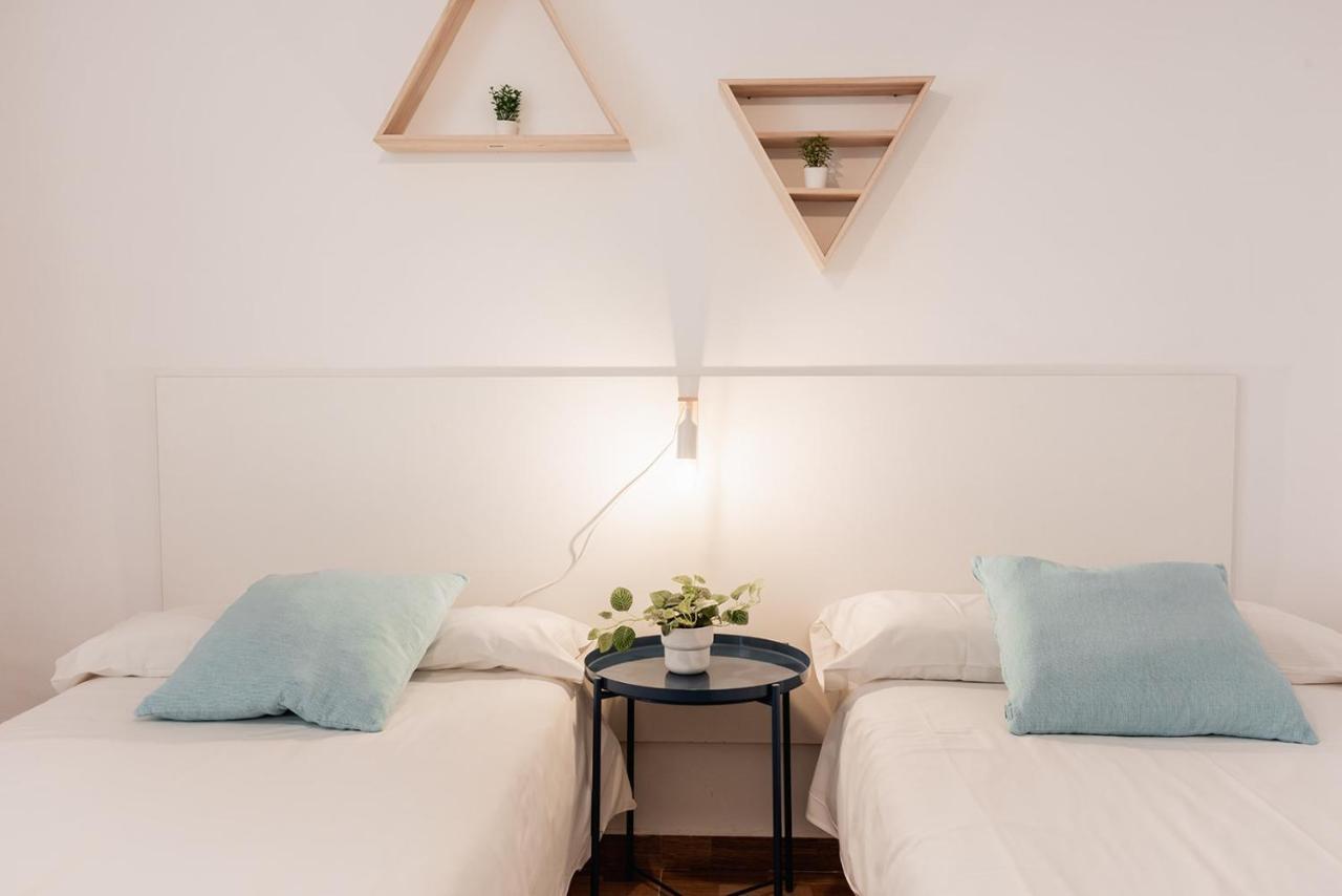 Apartamentos Fv Flats Valencia - Mestalla 7 Екстериор снимка